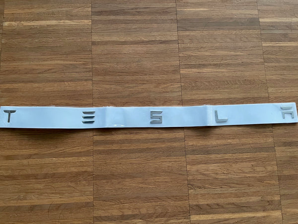 Nápis TESLA pro Tesla Model 3 a Y