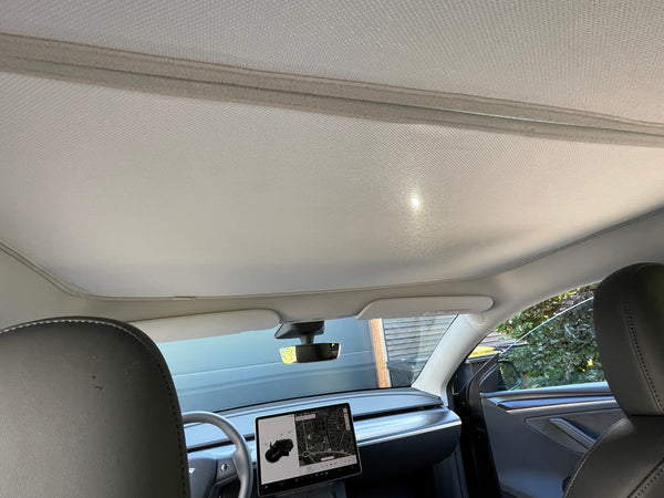 Tesla Model Y Sonnenschutz-Element - Zweigeteiltes Sonnenschutz-Element